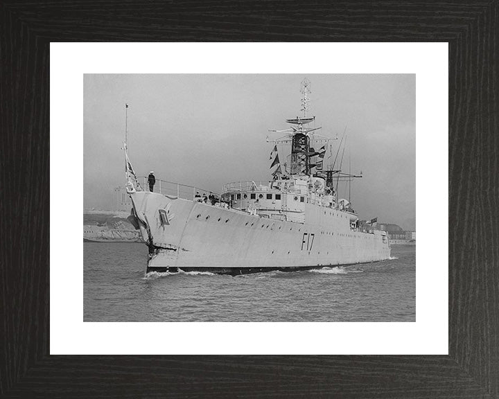 HMS Ulysses (F17) Photo Print - leaving Harbour - Royal Navy Type 15 Frigate Hampshire Prints 10 x 8 Black Frame Yes