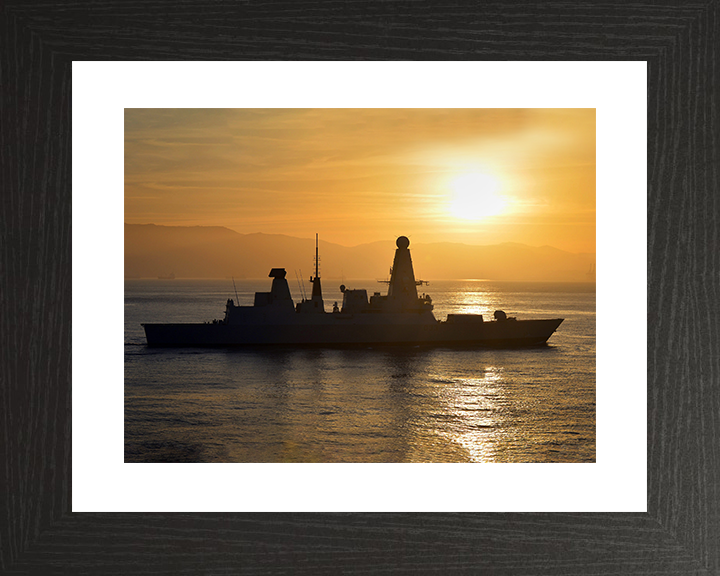 HMS Dauntless (D33) Royal Navy Type 45 Destroyer Sunset Silhouette Photo Print Wall Art Decor Posters, Prints, & Visual Artwork Hampshire Prints 10 x 8 Black Frame Yes