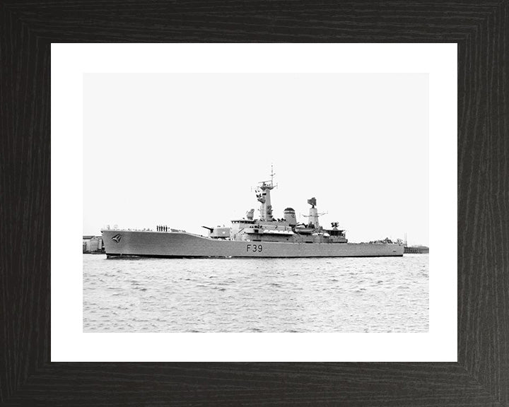 HMS Naiad F39 | Photo Print | Framed Print | Poster | Leander Class | Frigate | Royal Navy Hampshire Prints