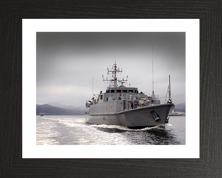 HMS Ramsey M110 | Photo Print | Framed Print | Sandown Class | Minehunter | Royal Navy Hampshire Prints