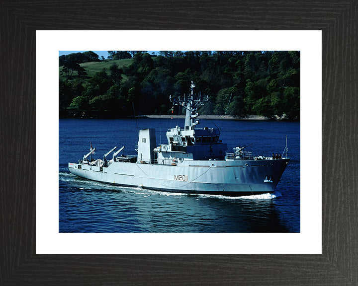 HMS Orwell M2011 | Photo Print | Framed Print | River Class | Minesweeper | Royal Navy Hampshire Prints