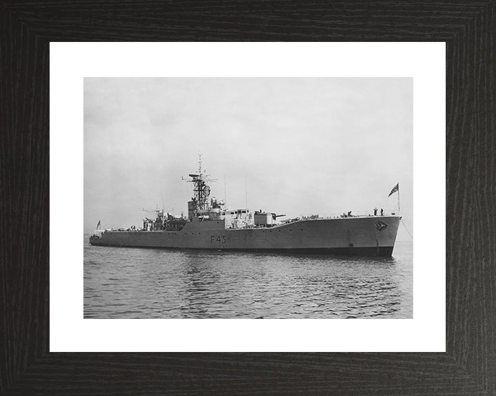 HMS Torquay F43 | Photo Print | Framed Print | Poster | Whitby Class | Frigate | Royal Navy Hampshire Prints