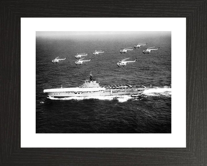 HMS Bulwark (R08) Royal Navy Centaur Class Fleet Carrier With Helicopters Photo Print Wall Art Decor Posters, Prints, & Visual Artwork Hampshire Prints 10 x 8 Black Frame Yes