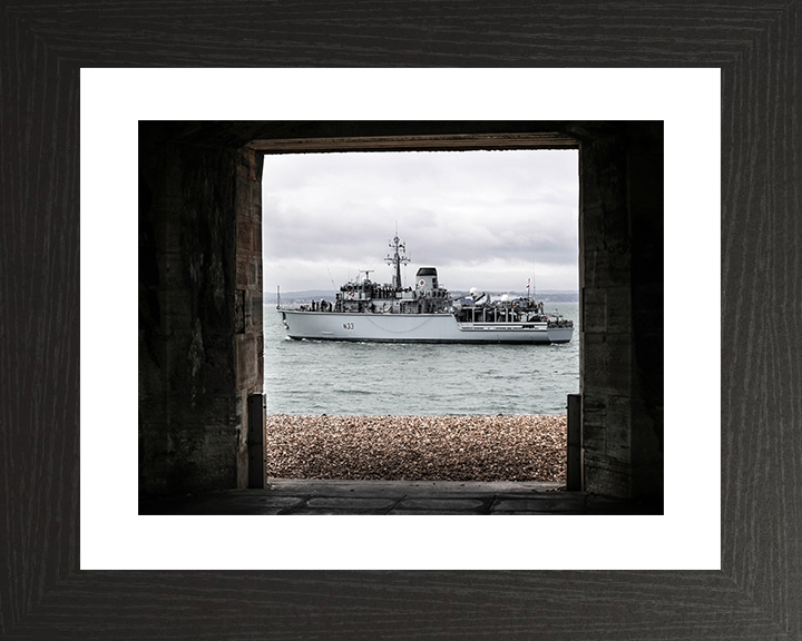 HMS Brocklesby (M33) Royal Navy Hunt Class Mine Warfare Vessel From Sallyport Photo Print Wall Art Decor Posters, Prints, & Visual Artwork Hampshire Prints 10 x 8 Black Frame Yes
