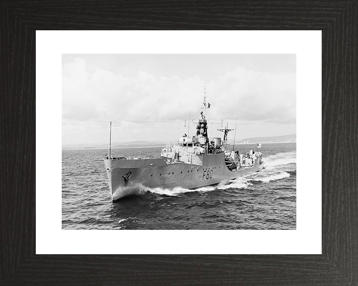 HMS Duncan (F80) Royal Navy Blackwood Class Frigate Port Bow View Photo Print Wall Art Decor Posters, Prints, & Visual Artwork Hampshire Prints 10 x 8 Black Frame Yes