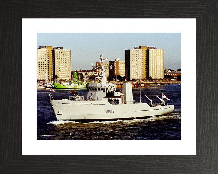 HMS Spey M2013 | Photo Print | Framed Print | River Class | Minesweeper | Royal Navy Hampshire Prints