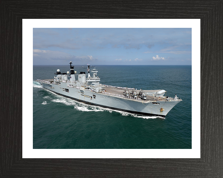 HMS Illustrious R06 | Photo Print | Framed Print | Invincible Class | Aircraft Carrier | Royal Navy Hampshire Prints