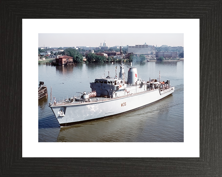 HMS Dulverton (M35) Royal Navy Hunt Class Mine Warfare Vessel Washington Photo Print Wall Art Naval Decor Posters, Prints, & Visual Artwork Hampshire Prints 10 x 8 Black Frame Yes