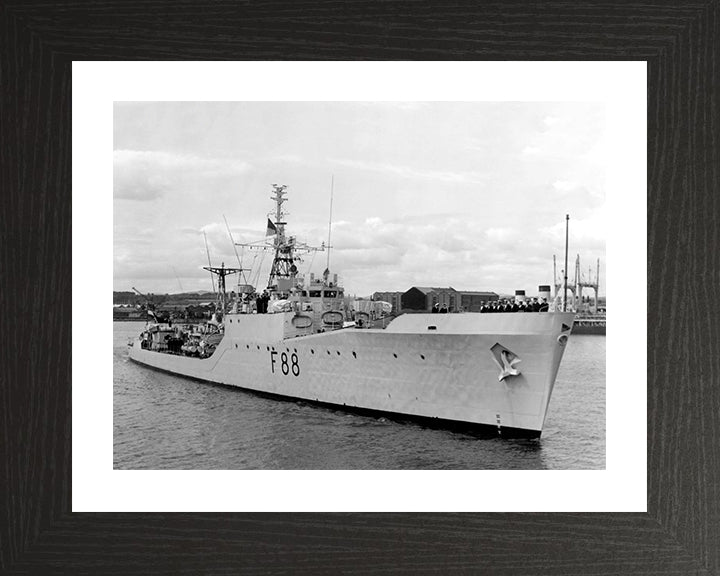 HMS Malcolm F88 | Photo Print | Framed Print | Blackwood Class | Frigate | Royal Navy Hampshire Prints