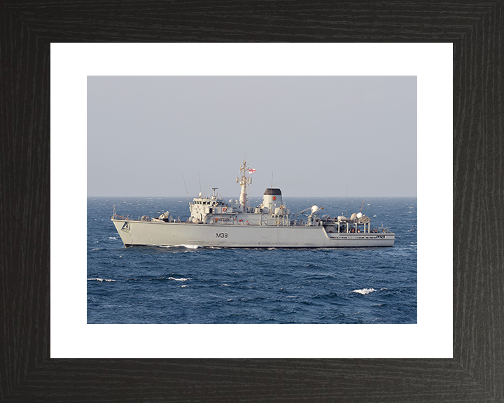 HMS Atherstone (M38) Royal Navy Hunt Class Mine Warfare Vessel Underway Photo Print Wall Art Decor Posters, Prints, & Visual Artwork Hampshire Prints 10 x 8 Black Frame Yes