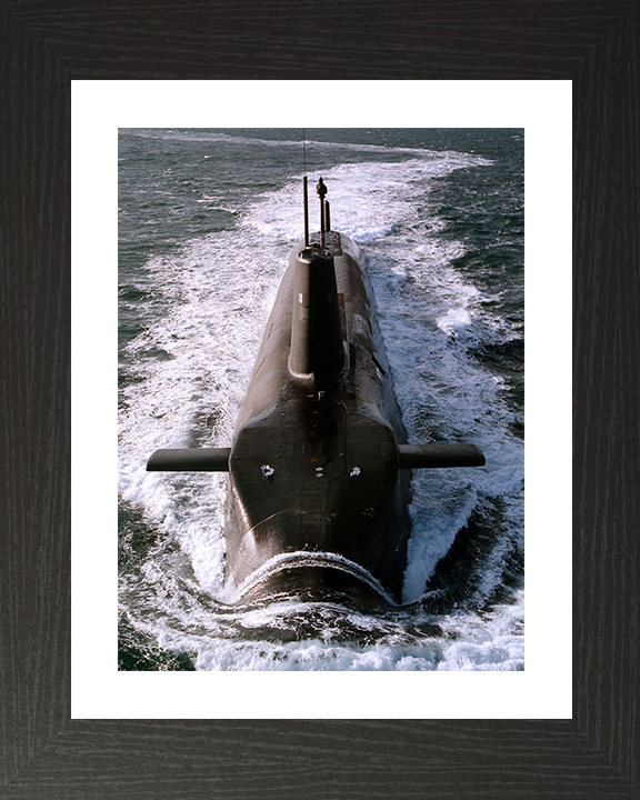 HMS Vanguard (S28) Photo Print - At Sea 1992 - Royal Navy Vanguard Class Submarine Hampshire Prints 10 x 8 Black Frame Yes