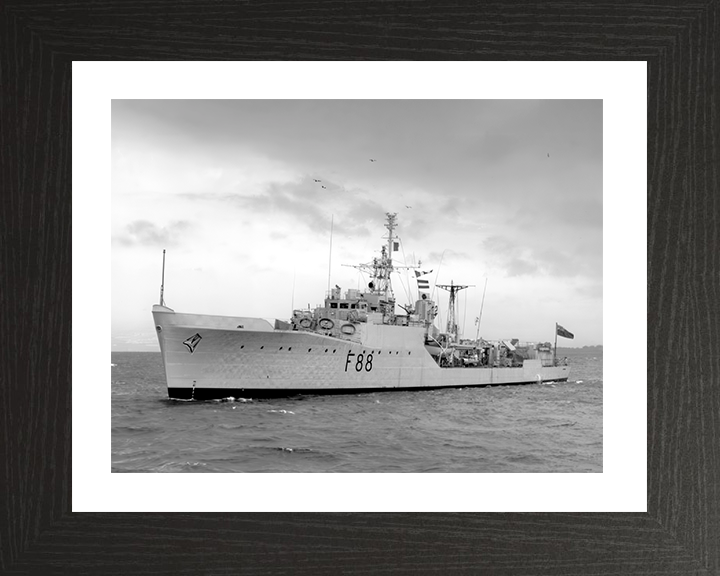HMS Malcolm (F88) Photo Print - Port Side View - Royal Navy Blackwood Class Frigate Hampshire Prints 10 x 8 Black Frame Yes