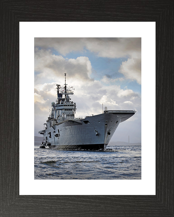 HMS Ark Royal (R07) Royal Navy Invincible Class Aircraft Carrier On the Clyde Photo Print Wall Art Decor Posters, Prints, & Visual Artwork Hampshire Prints 10 x 8 Black Frame Yes