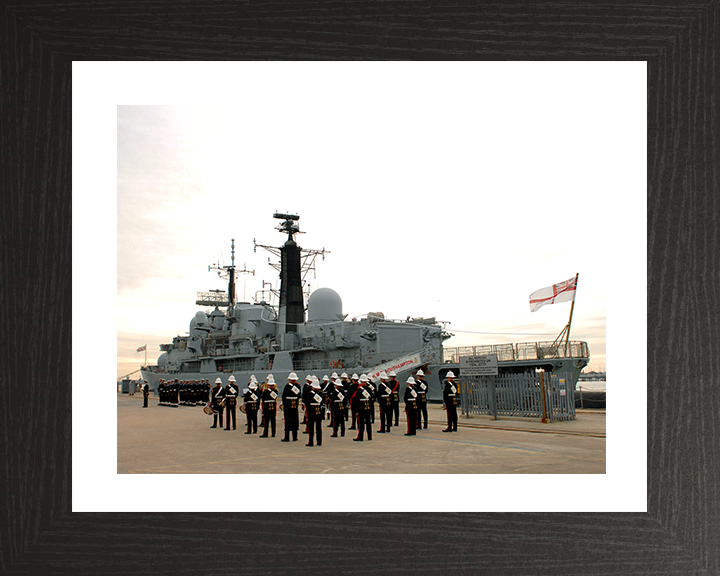 HMS Southampton (D90) Photo Print - Decommissioning 2009 - Royal Navy Type 42 Destroyer Posters, Prints, & Visual Artwork Hampshire Prints 10 x 8 Black Frame Yes