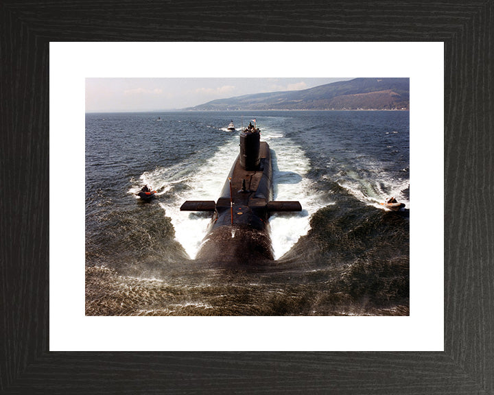 HMS Repulse S23 Royal Navy Resolution class Submarine Photo Print or Framed Print - Hampshire Prints