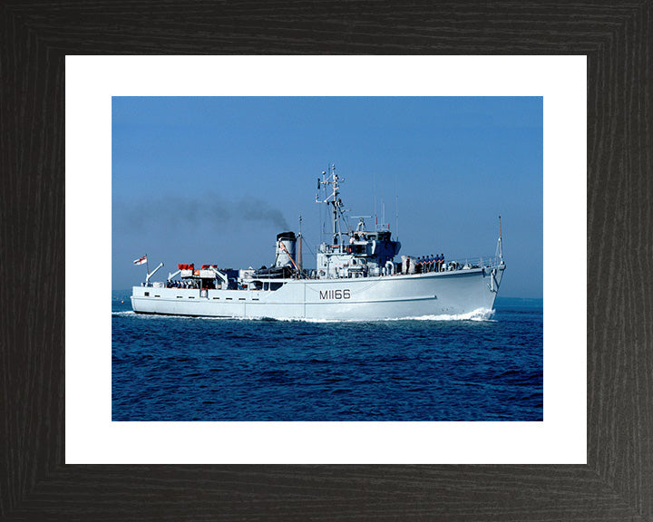 HMS Nurton M1166 | Photo Print | Framed Print | Ton Class | Minesweeper | Royal Navy Hampshire Prints