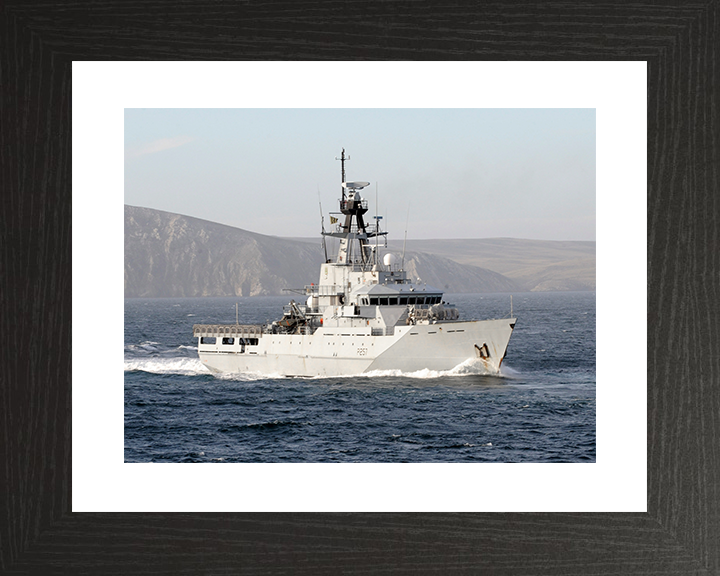 HMS Clyde (P257) Royal Navy River Class Patrol Vessel Low Starboard Bow View Photo Print Wall Art Decor Posters, Prints, & Visual Artwork Hampshire Prints 10 x 8 Black Frame Yes