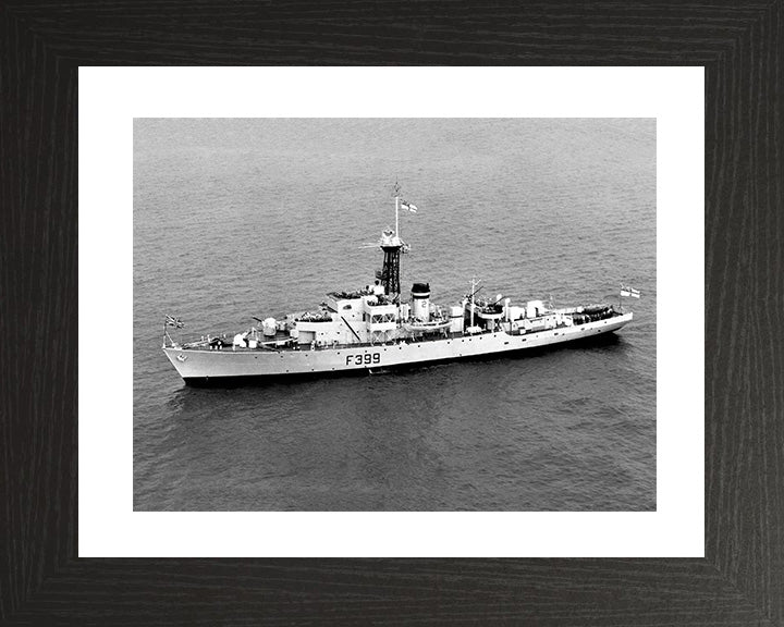 HMS Tintagel Castle K459 Royal Navy Castle class corvette Photo Print or Framed Print - Hampshire Prints