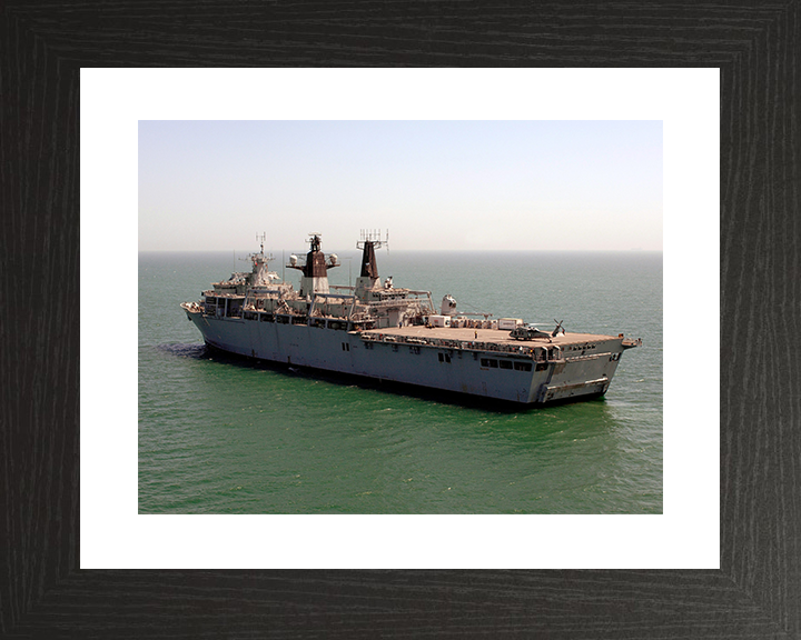 HMS Bulwark (L15) Royal Navy Albion Class Amphibious Ship Persian Gulf 2006 Photo Print Wall Art Decor Posters, Prints, & Visual Artwork Hampshire Prints 10 x 8 Black Frame Yes
