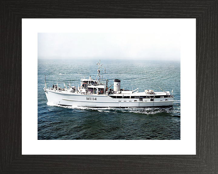 HMS Brinton (M1114) Royal Navy Ton Class Minesweeper Port Side View Photo Print Wall Art Decor Posters, Prints, & Visual Artwork Hampshire Prints 10 x 8 Black Frame Yes
