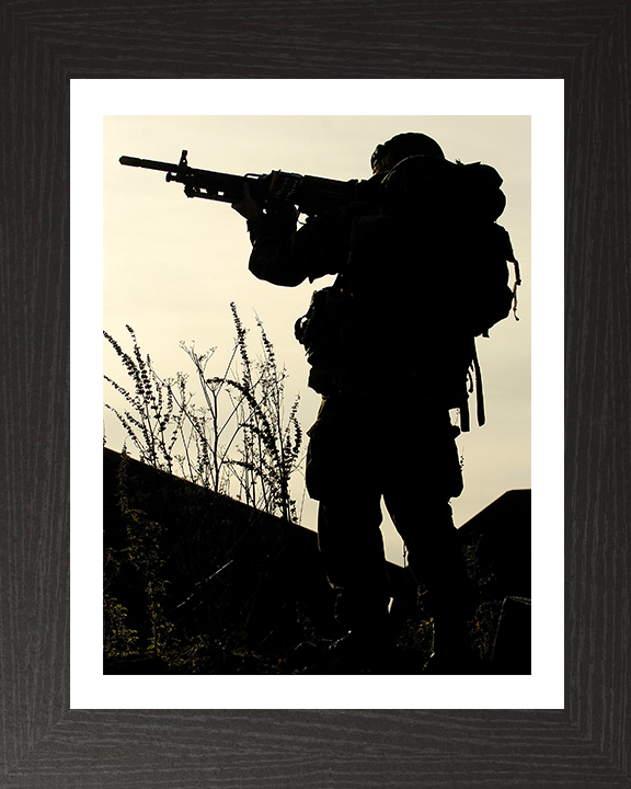Royal Marines Commando Silhouette Photo Print - 40 Commando Hampshire Prints 10 x 8 Black Frame Yes