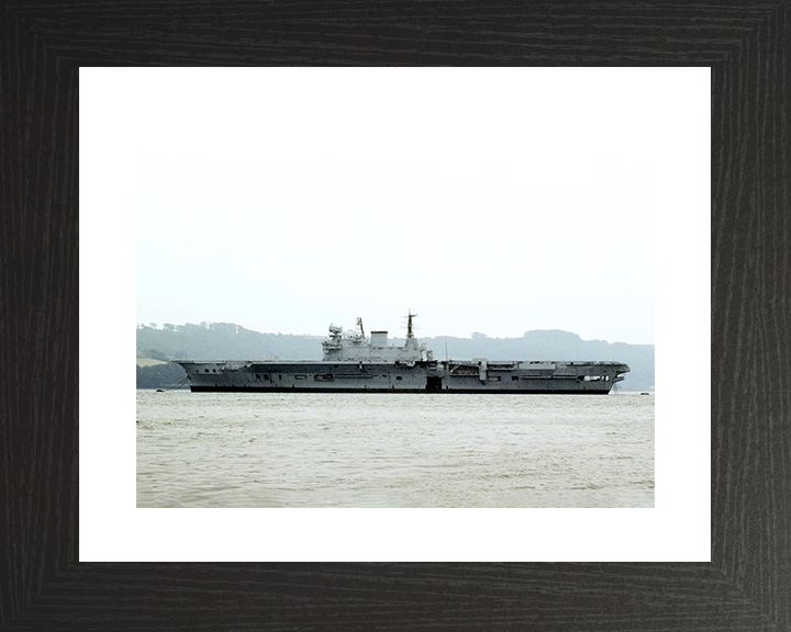 HMS Eagle (R05) Royal Navy Audacious Class Aircraft Carrier Port Beam Photo Print Wall Art Decor Posters, Prints, & Visual Artwork Hampshire Prints 10 x 8 Black Frame Yes