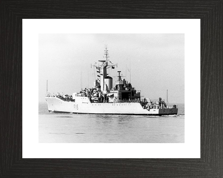 HMS Berwick (F115) Royal Navy Rothesay Class Frigate Port Quarter View Photo Print Wall Art Decor Posters, Prints, & Visual Artwork Hampshire Prints 10 x 8 Black Frame Yes