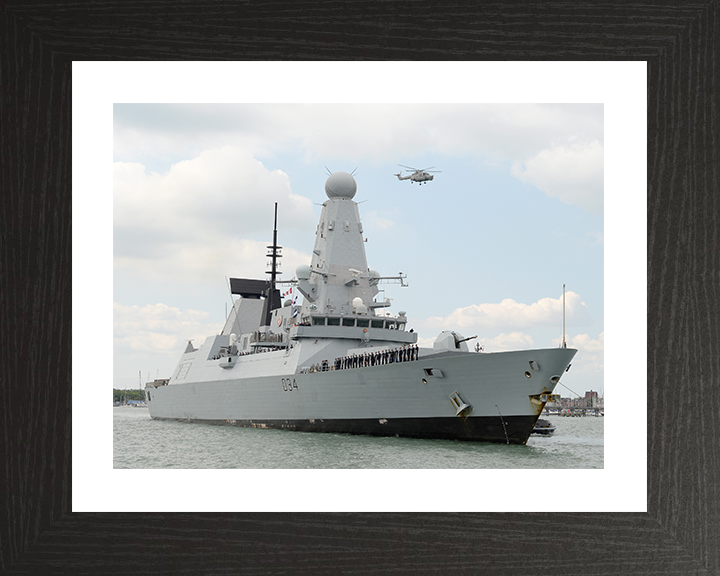 HMS Diamond (D34) Photo Print - Homecoming 2014 - Royal Navy Type 45 Destroyer Posters, Prints, & Visual Artwork Hampshire Prints 10 x 8 Black Frame Yes
