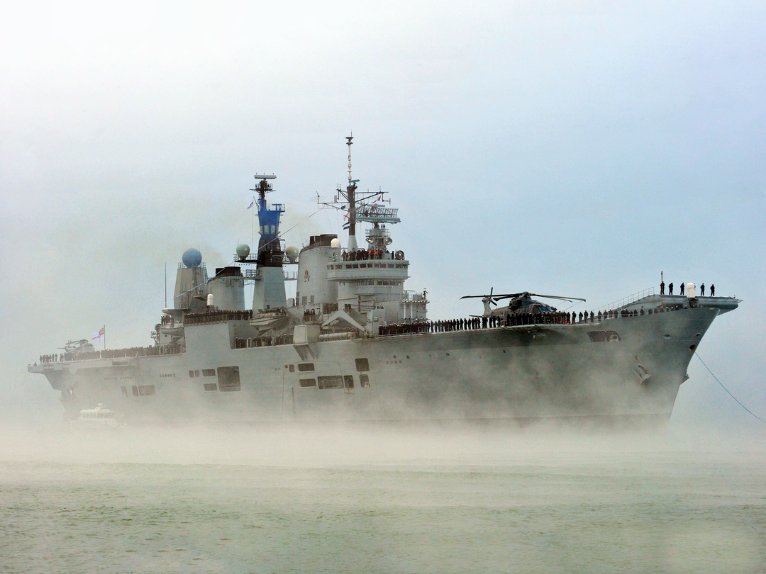 HMS Ark Royal (R07) Royal Navy Invincible Class Aircraft Carrier In The Mist Photo Print Wall Art Decor Posters, Prints, & Visual Artwork Hampshire Prints 6 x 4 No Frame No