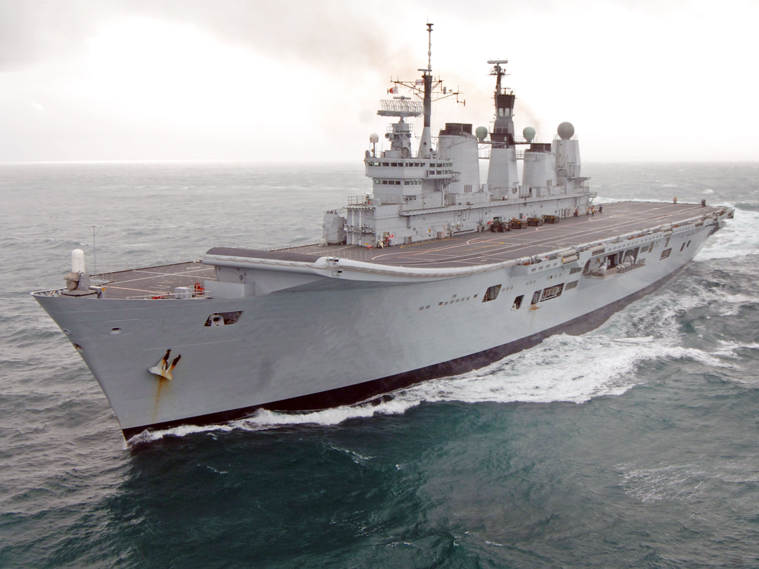 HMS Ark Royal (R07) Royal Navy Invincible Class Aircraft Carrier At sea Photo Print Wall Art Decor Posters, Prints, & Visual Artwork Hampshire Prints 6 x 4 No Frame No
