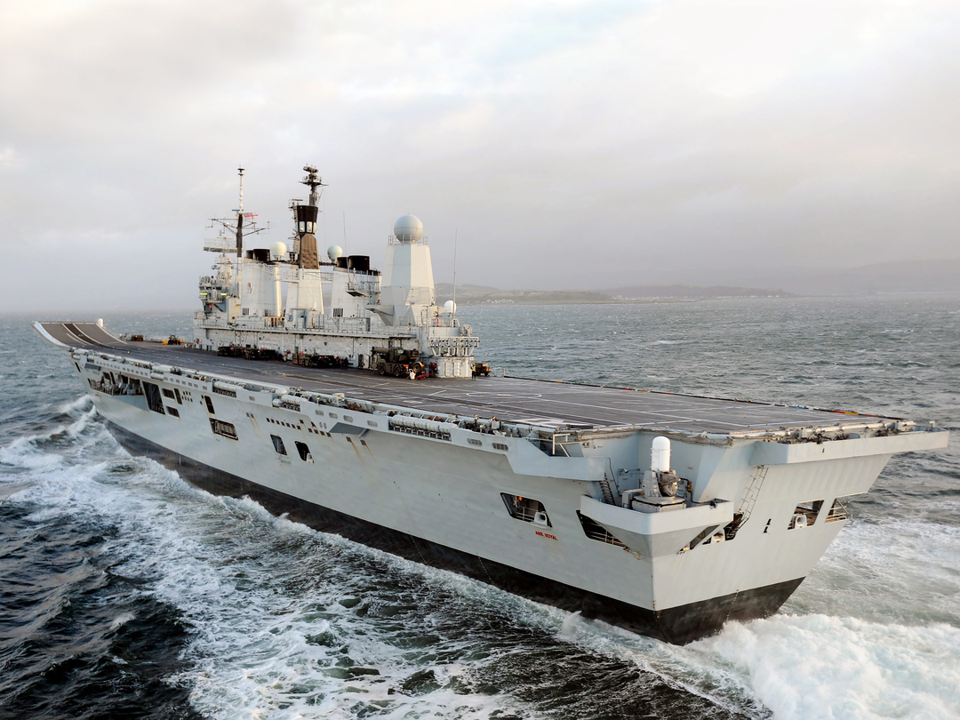 HMS Ark Royal (R07) Royal Navy Invincible Class Aircraft Carrier Port Quarter View at sea Photo Print Wall Art Decor Posters, Prints, & Visual Artwork Hampshire Prints 6 x 4 No Frame No