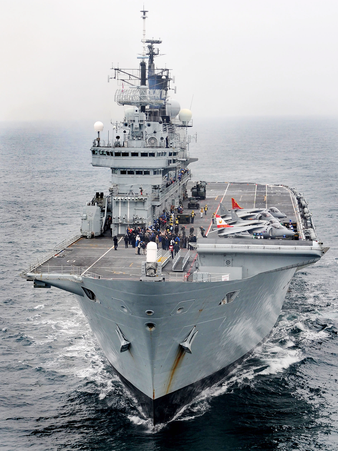 HMS Ark Royal (R07) Royal Navy Invincible Class Aircraft Carrier Ski Jump View Photo Print Wall Art Decor Posters, Prints, & Visual Artwork Hampshire Prints 6 x 4 No Frame No