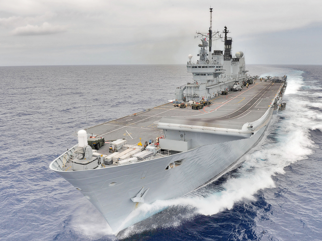 HMS Ark Royal (R07) Royal Navy Invincible Class Aircraft Carrier At Speed Photo Print Wall Art Decor Posters, Prints, & Visual Artwork Hampshire Prints 6 x 4 No Frame No