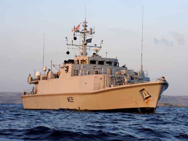 HMS Bangor M109 Sandown Class Minehunter October 2011