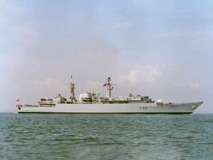 HMS Beaver (F93) Royal Navy Type 22 Frigate Starboard Beam View Photo Print Wall Art Decor Posters, Prints, & Visual Artwork Hampshire Prints 6 x 4 No Frame No