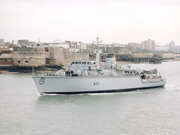 HMS Brocklesby M33 Hunt Class Mine Warfare Vessel March 1997