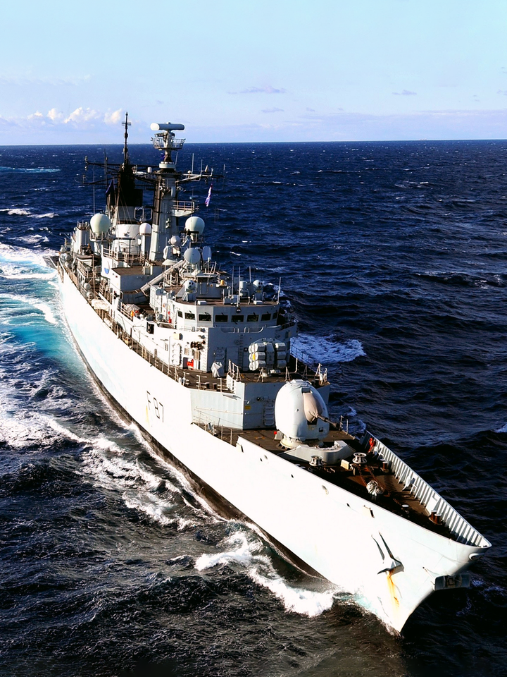 HMS Chatham (F87) Royal Navy Type 22 Frigate High Bow View Photo Print Wall Art Decor Posters, Prints, & Visual Artwork Hampshire Prints 6 x 4 No Frame No