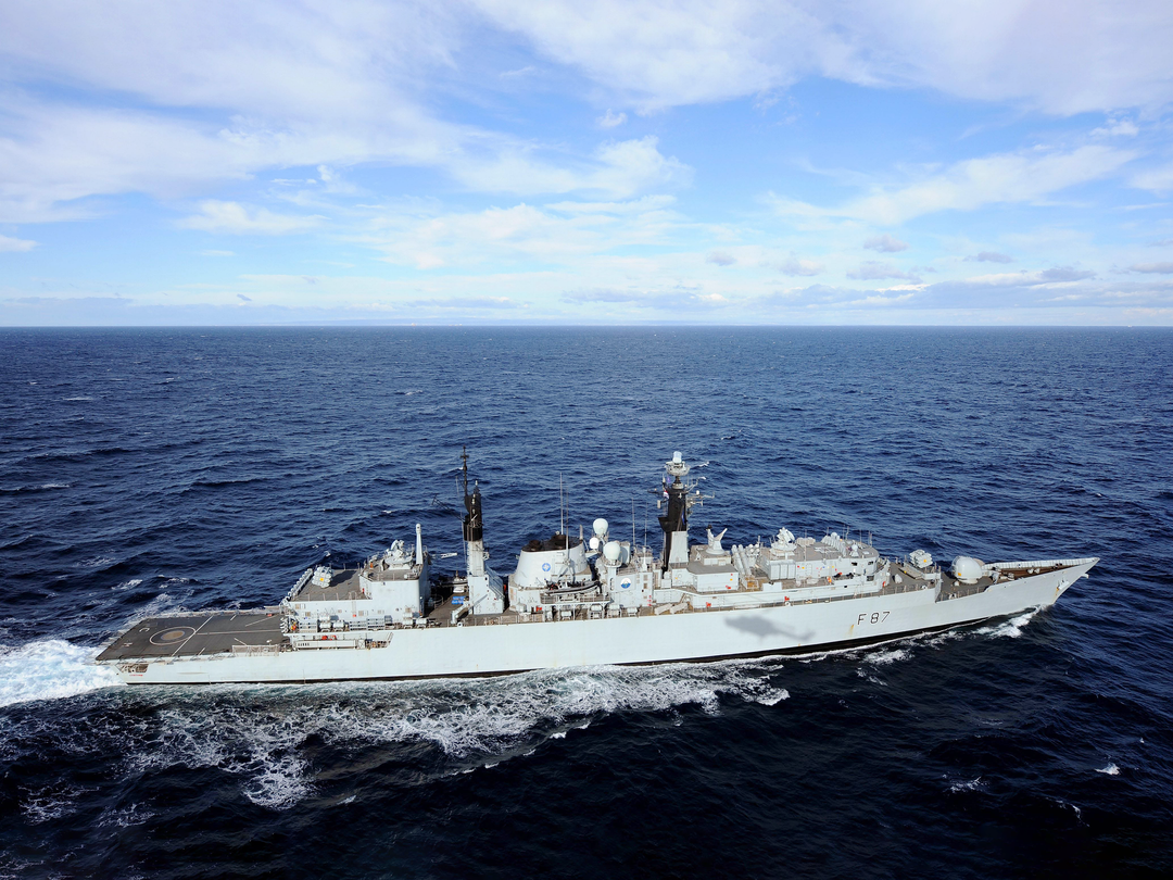 HMS Chatham (F87) Royal Navy Type 22 Frigate From a Helicopter Photo Print Wall Art Decor Posters, Prints, & Visual Artwork Hampshire Prints 6 x 4 No Frame No