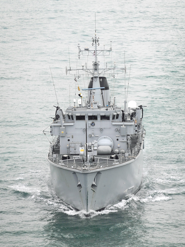 HMS Chiddingfold M37 Hunt Class Minehunter 2 November 2009 High Bow View