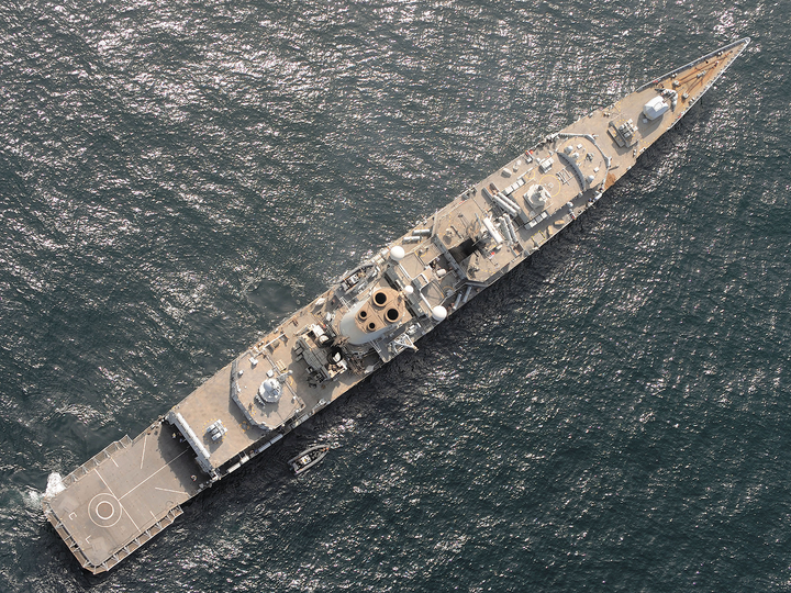 HMS Cumberland (F85) Royal Navy Type 22 Frigate From Above Photo Print Wall Art Decor Posters, Prints, & Visual Artwork Hampshire Prints 6 x 4 No Frame No