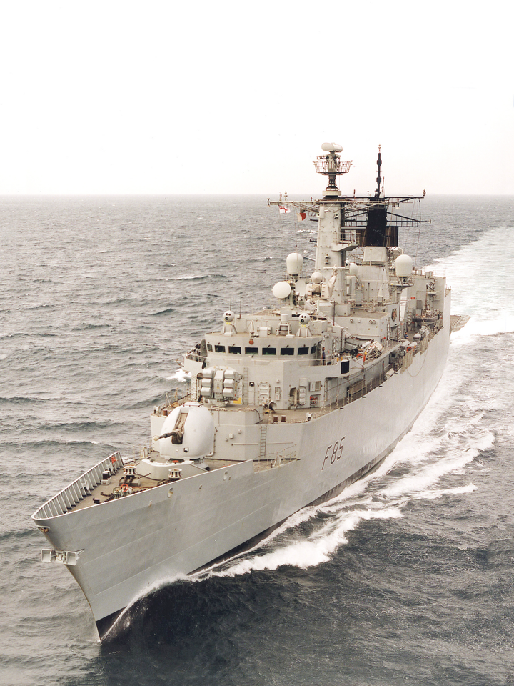 HMS Cumberland (F85) Royal Navy Type 22 Frigate Port Bow Portrait Photo Print Wall Art Decor Posters, Prints, & Visual Artwork Hampshire Prints 6 x 4 No Frame No