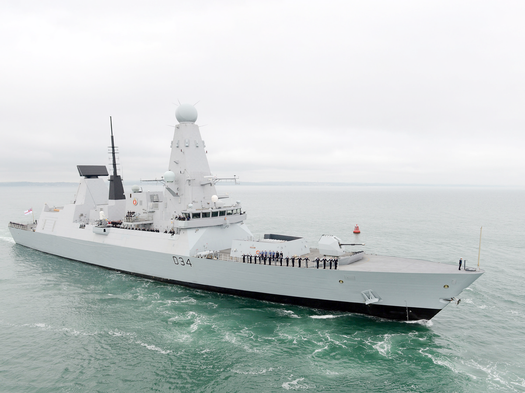 HMS Diamond (D34) Royal Navy Type 45 Destroyer Entering Harbour Photo Print Wall Art Decor Posters, Prints, & Visual Artwork Hampshire Prints 6 x 4 No Frame No