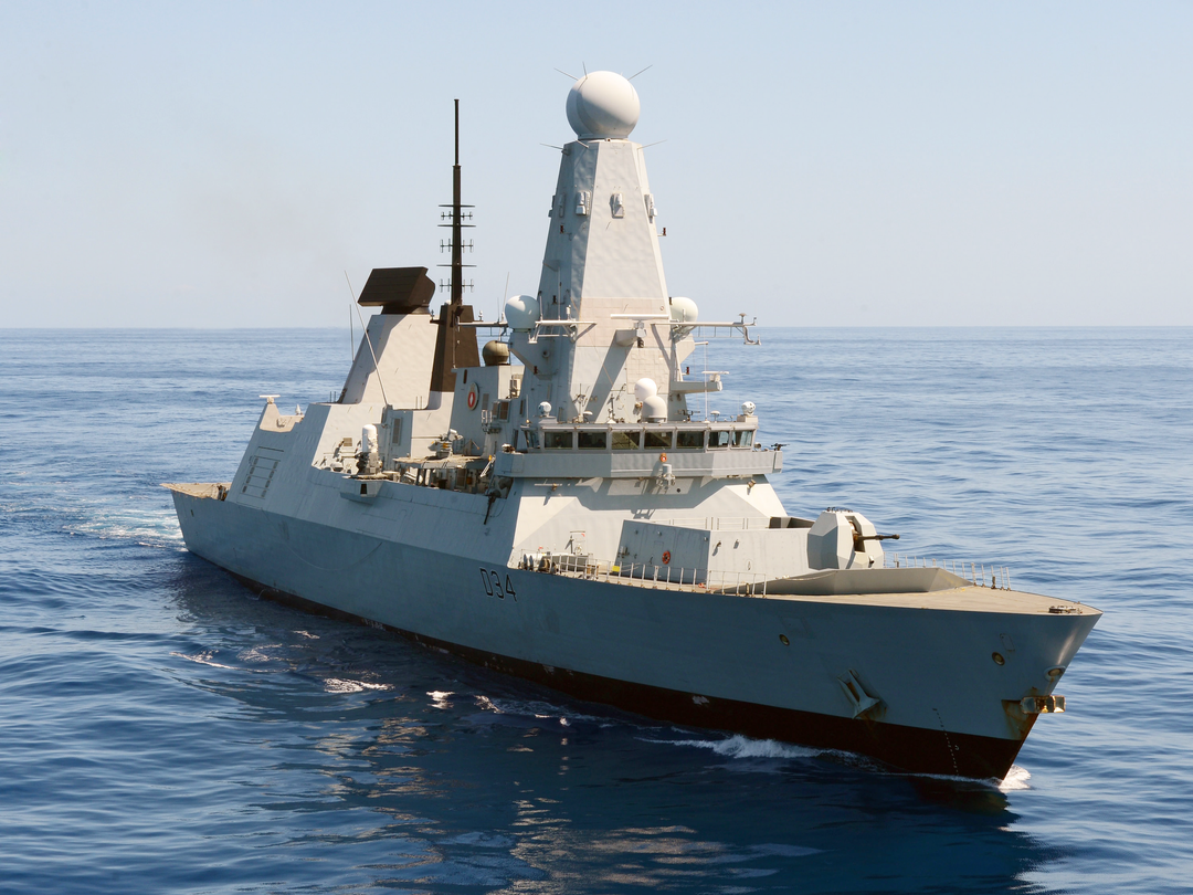 HMS Diamond (D34) Royal Navy Type 45 Destroyer High Starboard Bow View Photo Print Wall Art Decor Posters, Prints, & Visual Artwork Hampshire Prints 6 x 4 No Frame No
