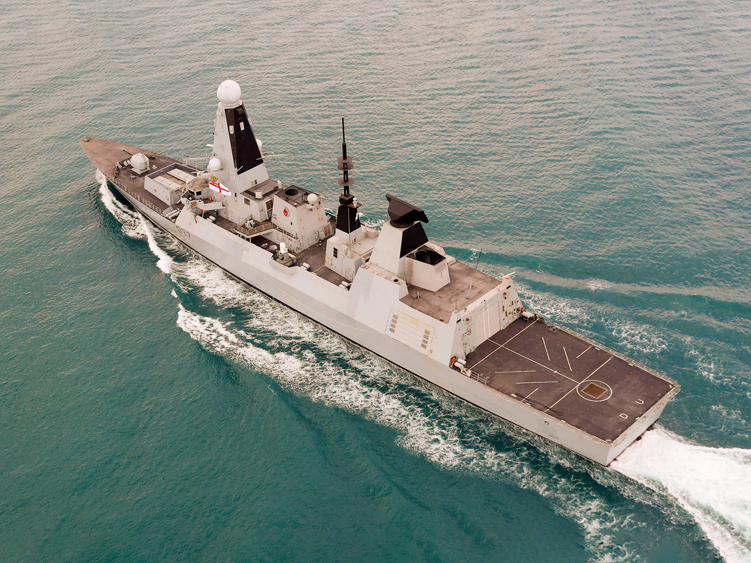 HMS Duncan (D37) Royal Navy Type 45 Destroyer High Port Quarter View Photo Print Wall Art Decor Posters, Prints, & Visual Artwork Hampshire Prints 6 x 4 No Frame No