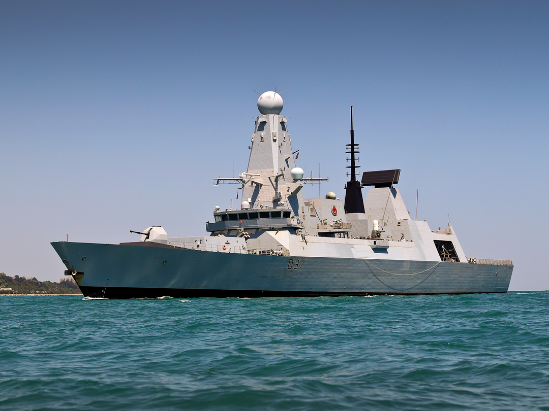HMS Duncan (D37) Royal Navy Type 45 Destroyer Low Port Side View Photo Print Wall Art Decor Posters, Prints, & Visual Artwork Hampshire Prints 6 x 4 No Frame No