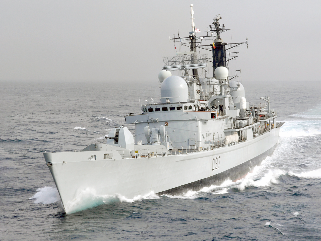 HMS Edinburgh (D97) Royal Navy Type 42 Destroyer At Sea Photo Print Wall Art Decor Posters, Prints, & Visual Artwork Hampshire Prints 6 x 4 No Frame No