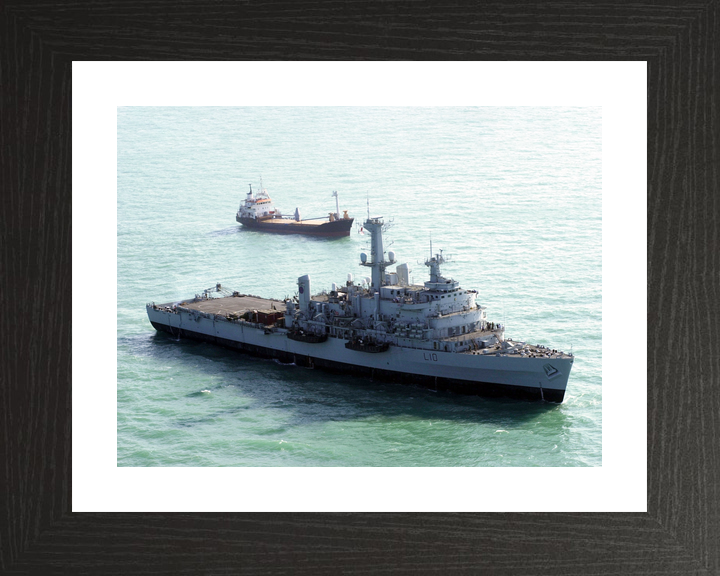 HMS Fearless (L10) Royal Navy Fearless Class Landing Platform Dock High Starboard View Photo Print Wall Art Decor - Posters, Prints, & Visual Artwork - by Hampshire Prints (image 2 of 9)