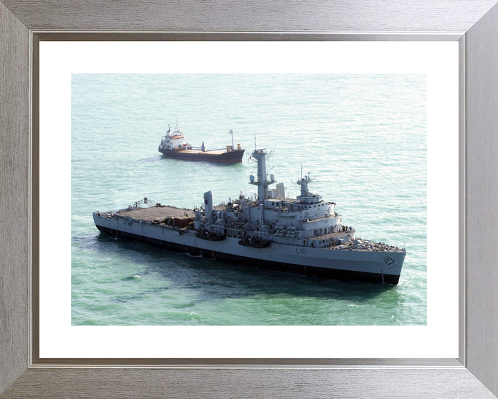 HMS Fearless (L10) Royal Navy Fearless Class Landing Platform Dock High Starboard View Photo Print Wall Art Decor - Posters, Prints, & Visual Artwork - by Hampshire Prints (image 6 of 9)