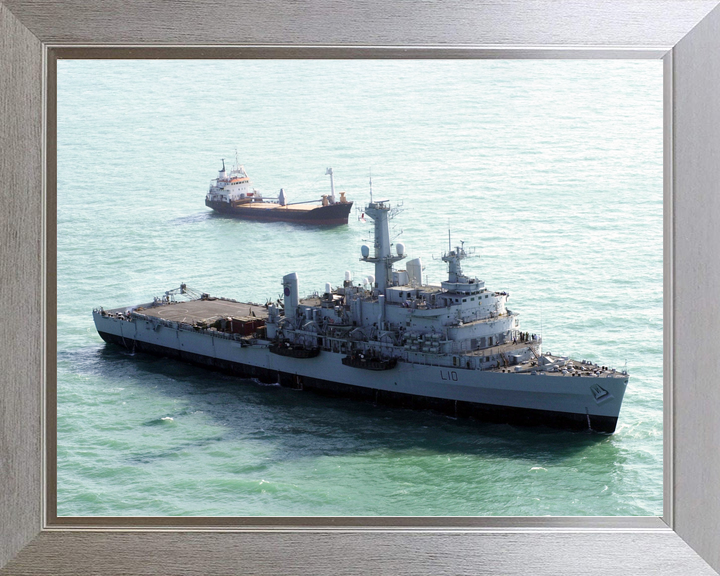 HMS Fearless (L10) Royal Navy Fearless Class Landing Platform Dock High Starboard View Photo Print Wall Art Decor - Posters, Prints, & Visual Artwork - by Hampshire Prints (image 7 of 9)