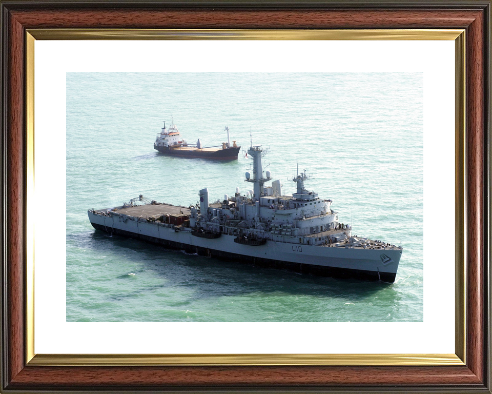 HMS Fearless (L10) Royal Navy Fearless Class Landing Platform Dock High Starboard View Photo Print Wall Art Decor - Posters, Prints, & Visual Artwork - by Hampshire Prints (image 8 of 9)